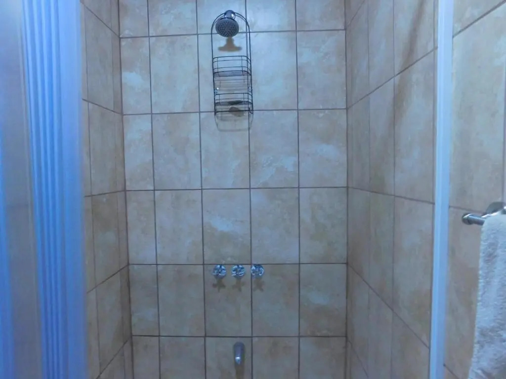 Modern Studio Loft Apt King Bed 10 min frm airport