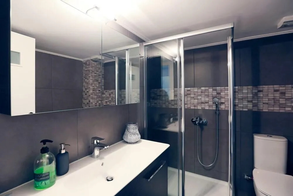 Cosy & Bright 2 Bedroom Apartment in Koukaki