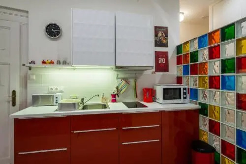 Rainbow Pearl Apartment at St Stephen s Basilica