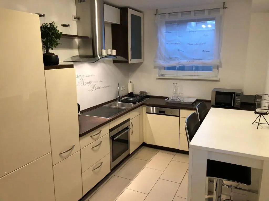 Ferienwohnung Holiday Home mit Netflix
