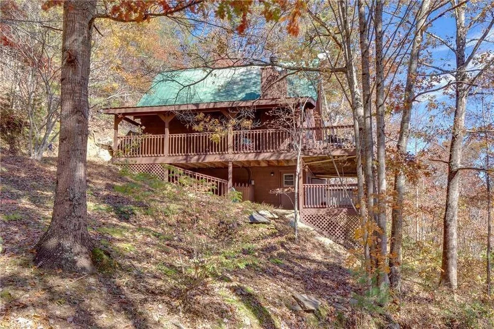 Scenic Solitude 1 Bedroom Home with Hot Tub