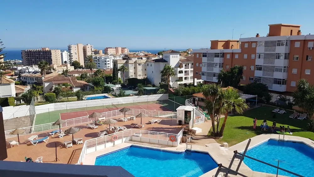 Studio in Torremolinos, With Wonderful sea View, Pool Access and Furni