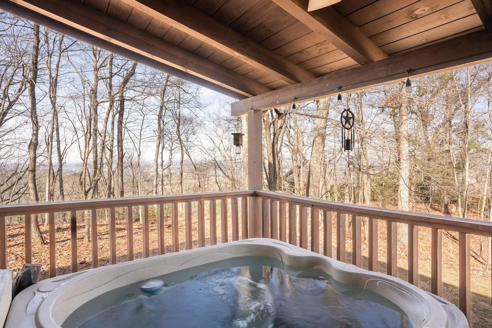 Comfort Cabin Bearway To Heaven w Private Hot Tub