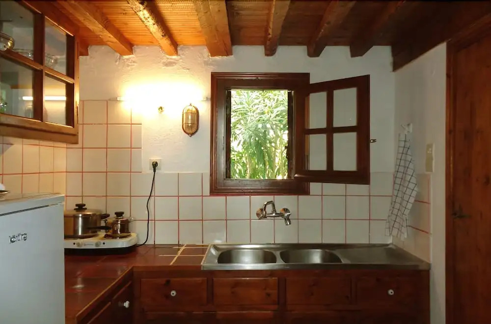 Skyros studios