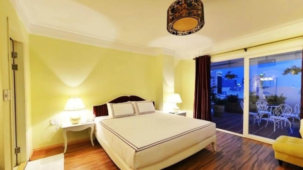 Interstella Hotel