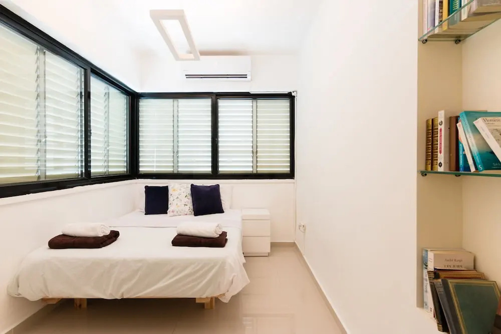 Comfort Family Apartment near Beach by FeelHome