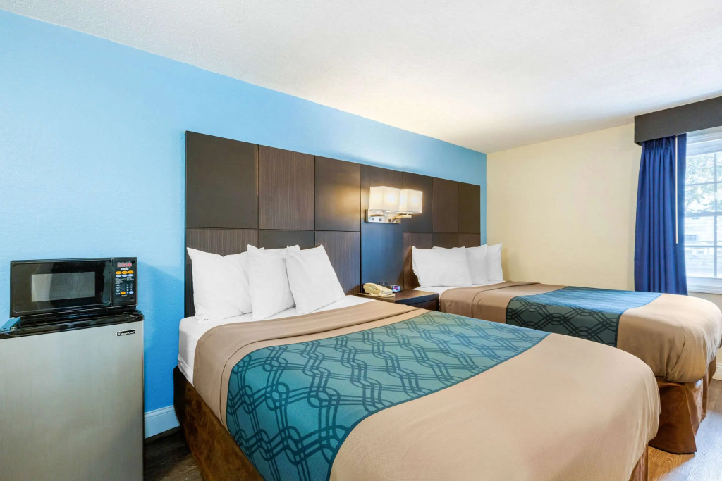 Econo Lodge West Yarmouth-Hyannis Cape Cod