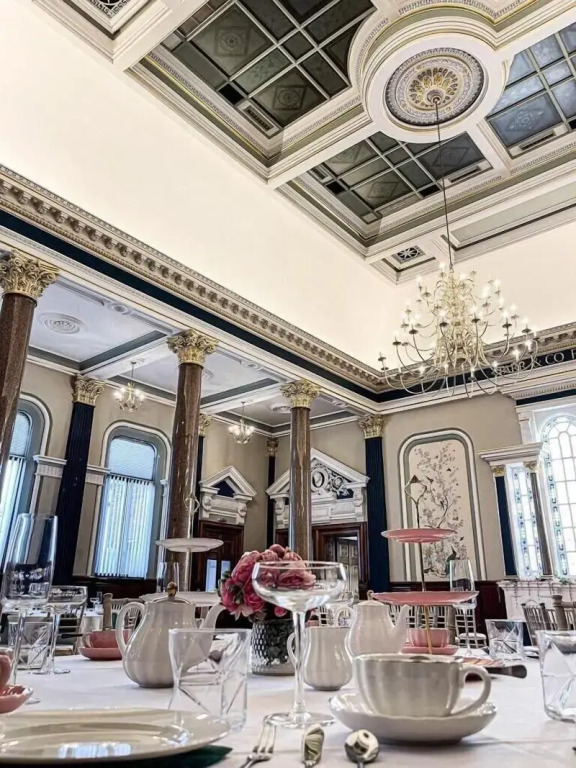The Parr’s Bank Hotel