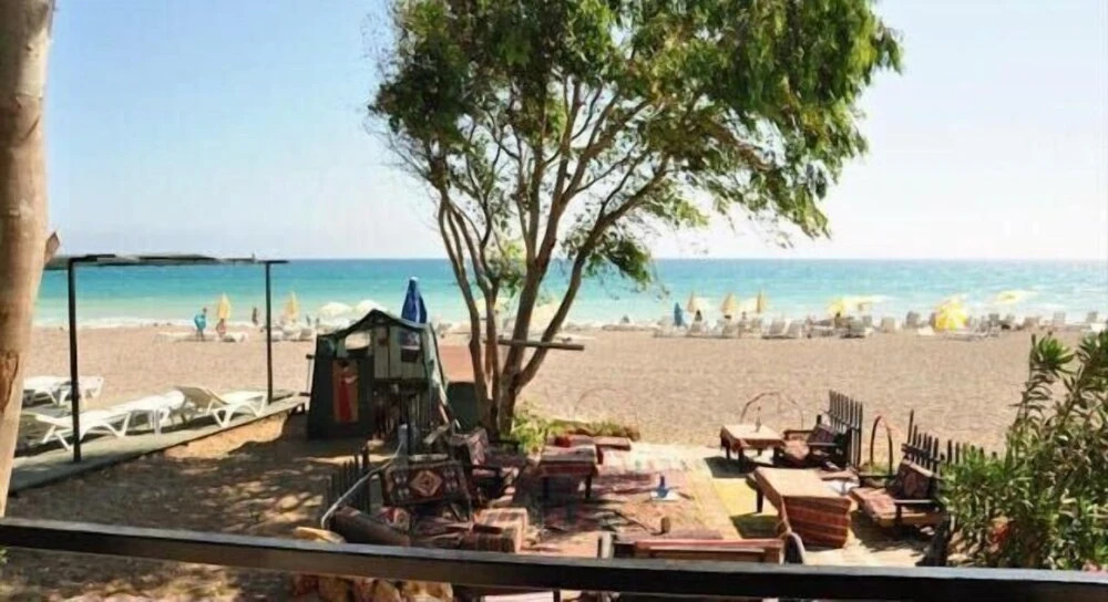 Elysium Elite Hotel