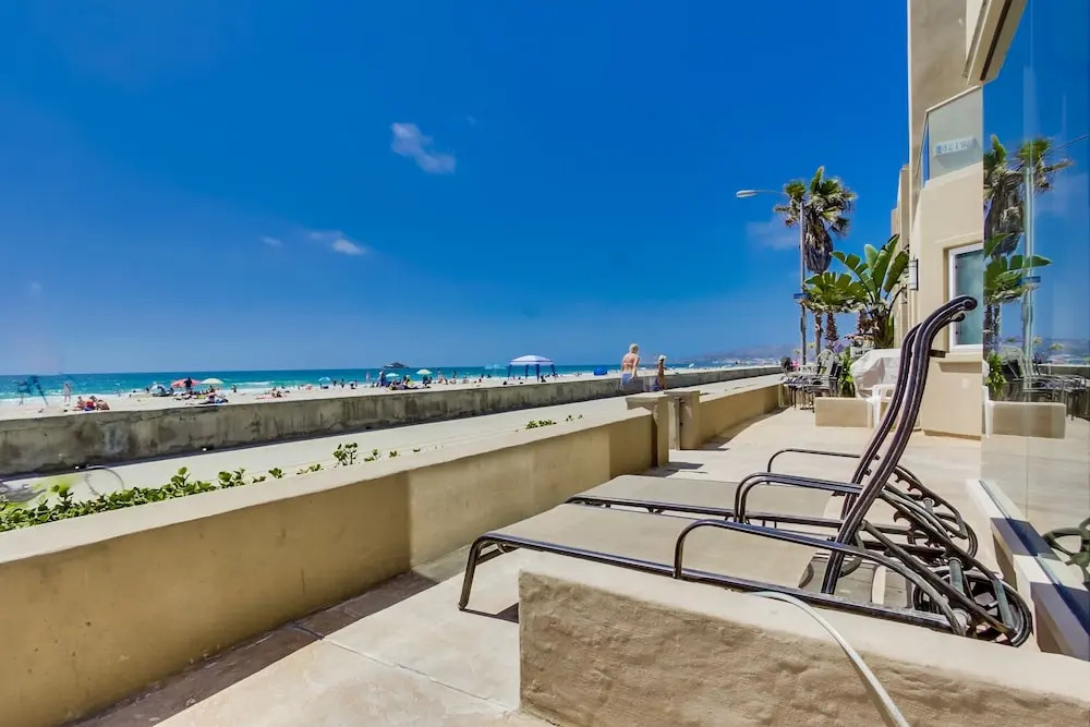 Belmont Shores I 2 Bedrooms 2 Bathrooms Condo