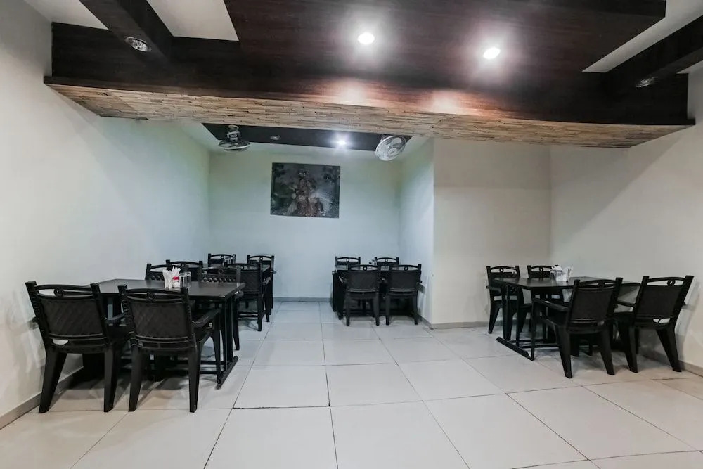 Treebo Trip Vaishali by OYO Rooms