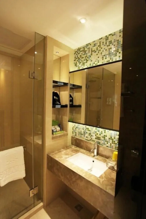 Yangzhou East Garden Hotel