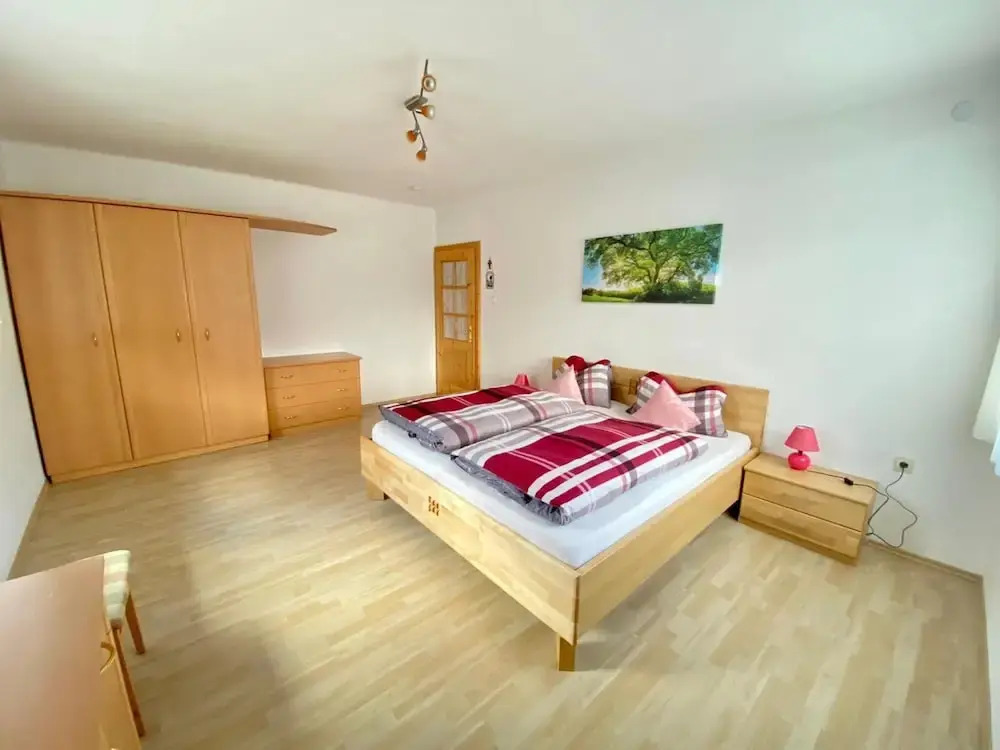 Chalet in Rennweg near Ski Slopes