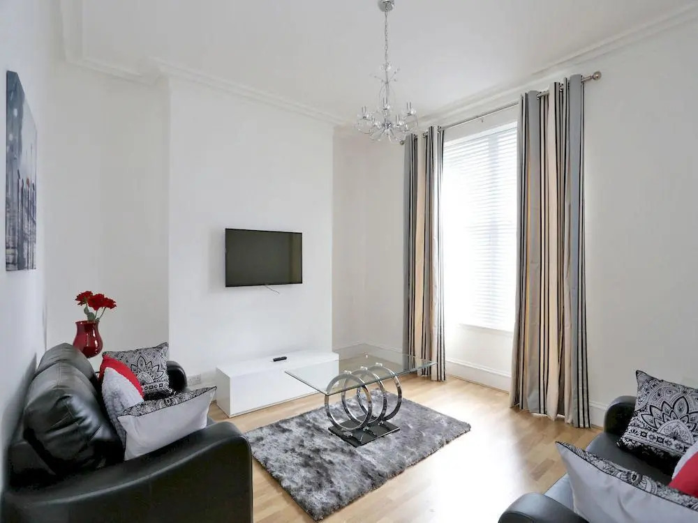 Virtue Apartments - the Grove