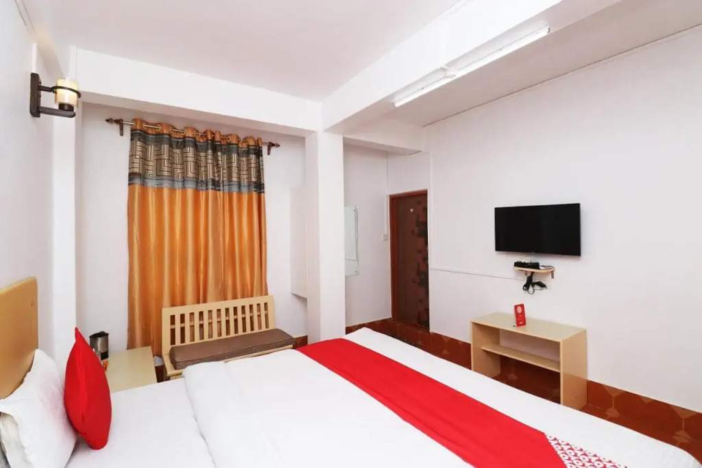 Bamon Guest House by OYO Rooms