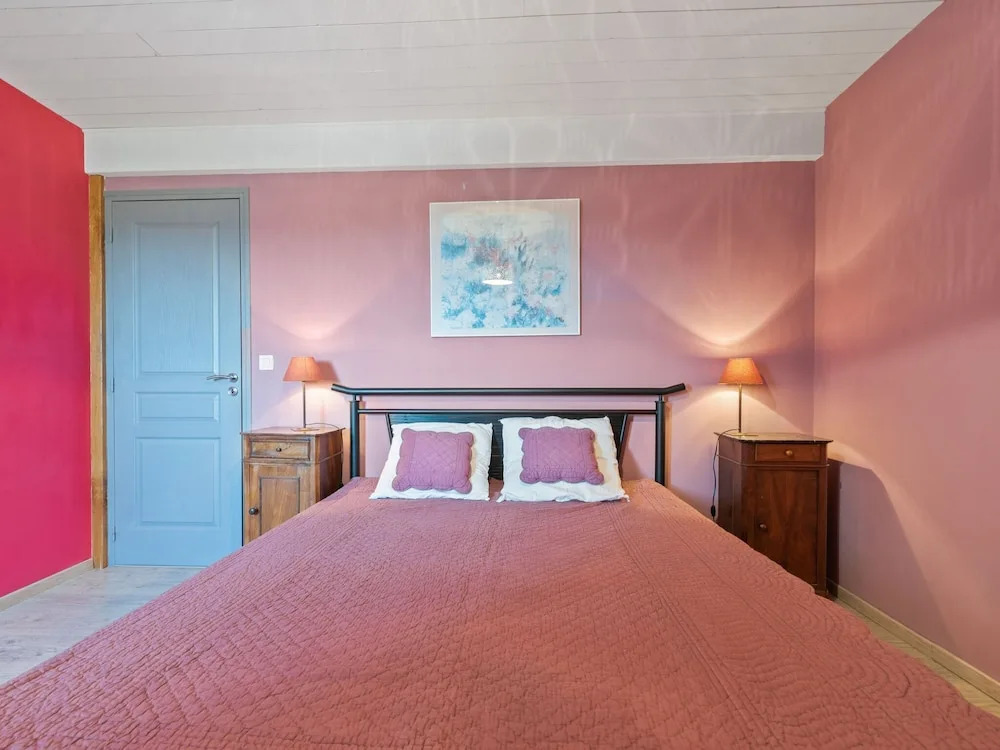 Holiday Home Saint-Beauzire near Pauillac Castle