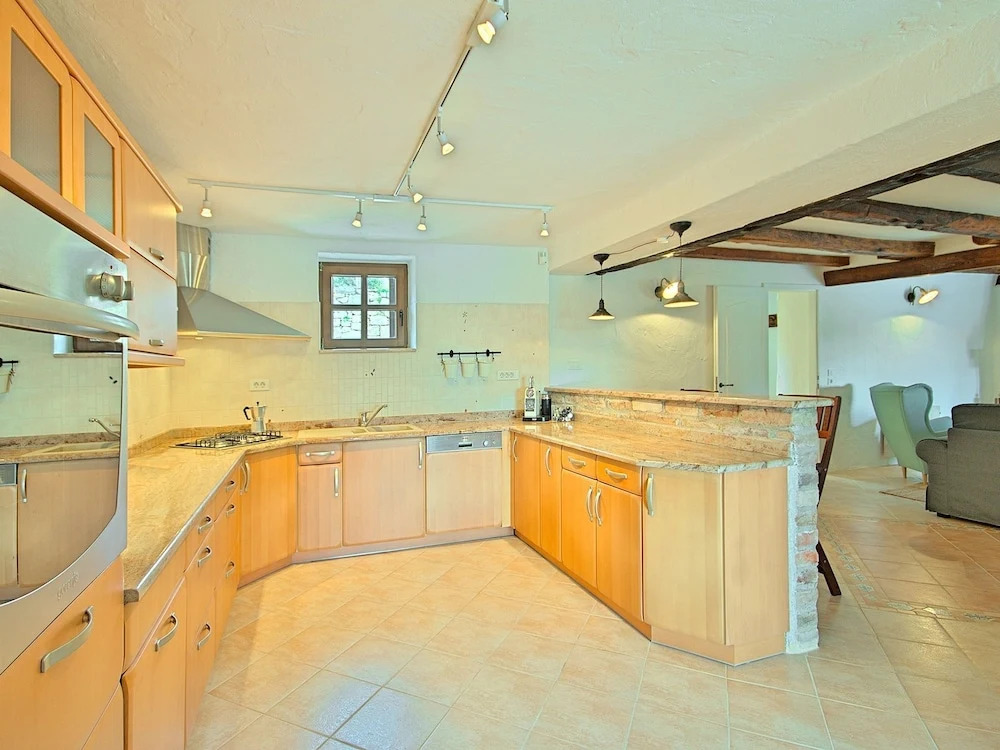 Renovated Holiday Home With Private Pool at 5 km From the Resort of Porec and Beach