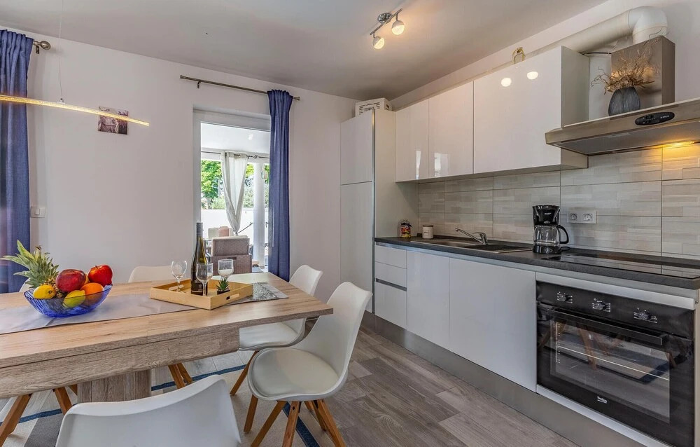 Amazing Home in Marcana With 4 Bedrooms, Wifi and Outdoor Swimming Pool