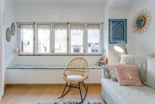Central Beach Villa W/ Heated Pool, By TimeCooler