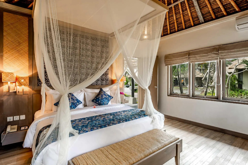 Трёхместный номер Premier в Nirwana Beach & Resort