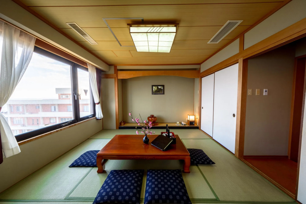 THE HOTEL YAKUSHIMA ocean & forest