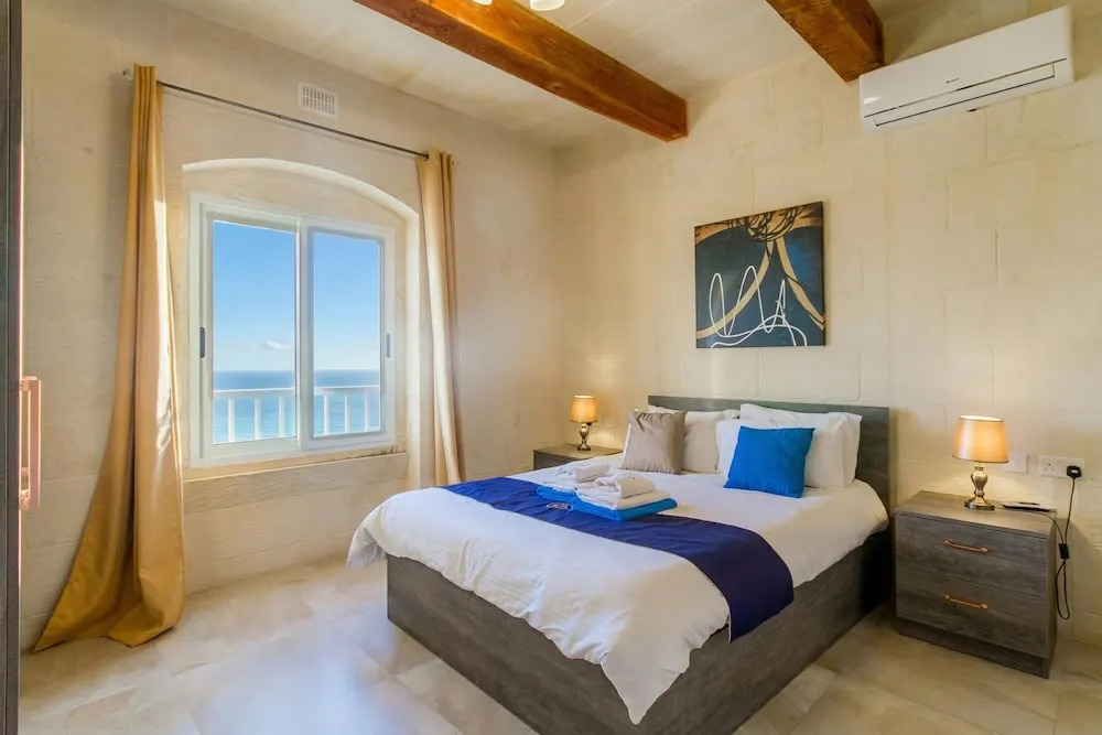 Inni Gozitan Farmhouse Private Pool- Happy Rentals
