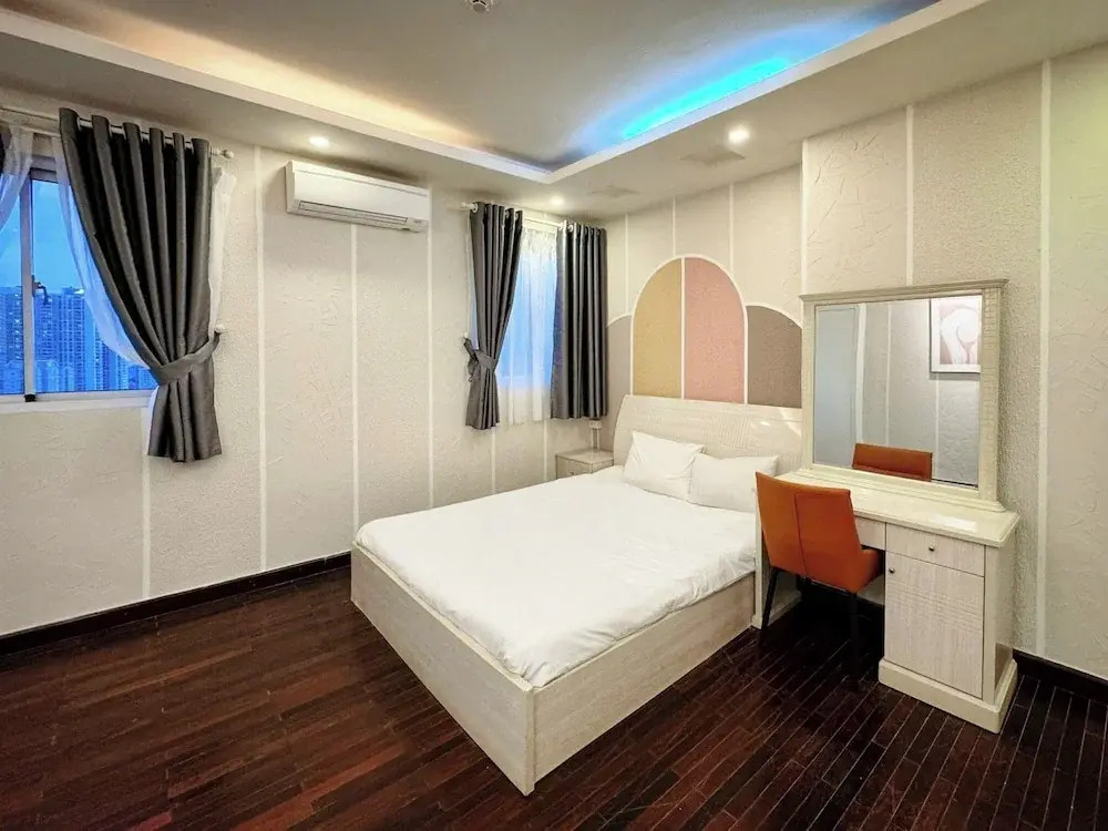 9Trip Stay in Central Garden - District 1