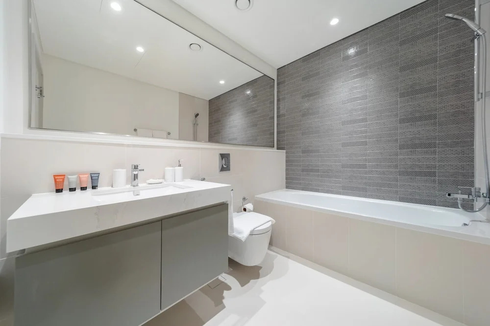 EDEN'S Homes & Villas - Sunrise Bay