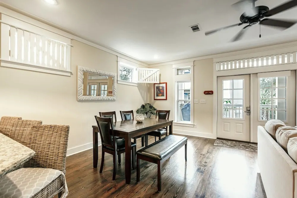 Cottages at Eastern Lake - 4 Br Home