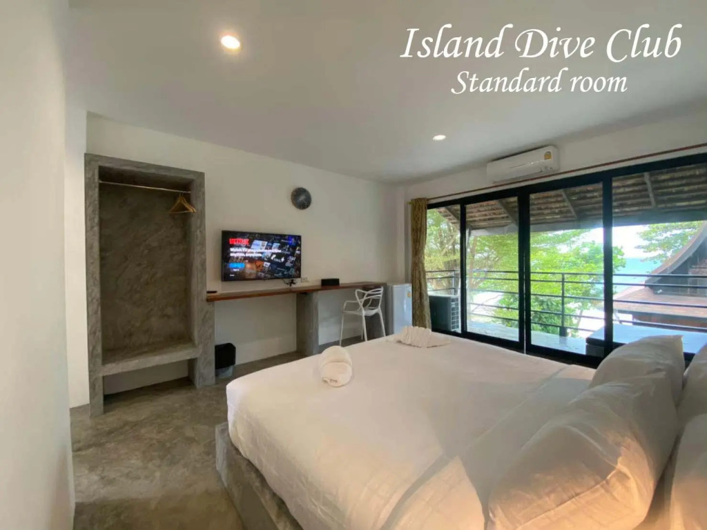 Island Dive Club