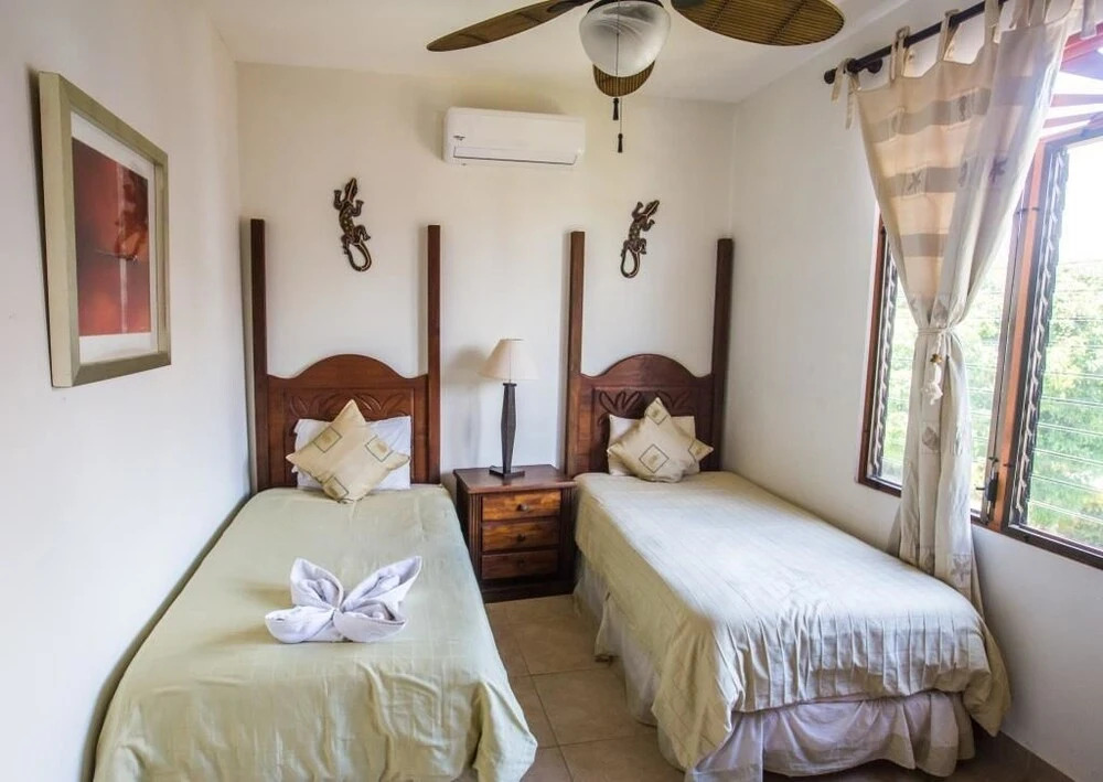 Bahia Azul 2A beachfront, Jaco Beach, 1st floor