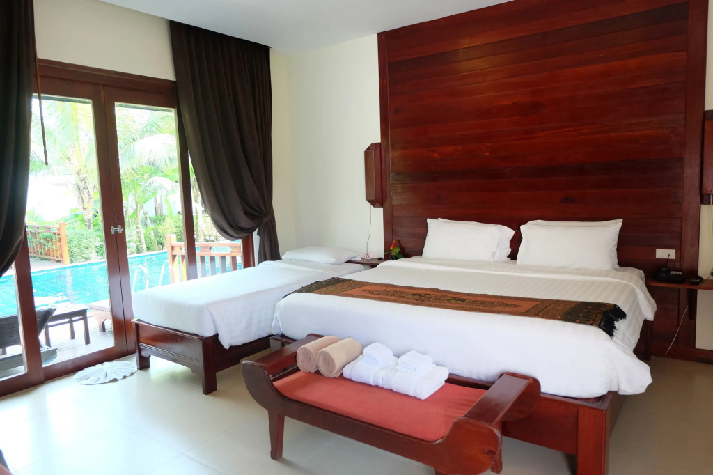 Howard Johnson by Wyndham Phuket Naiyang