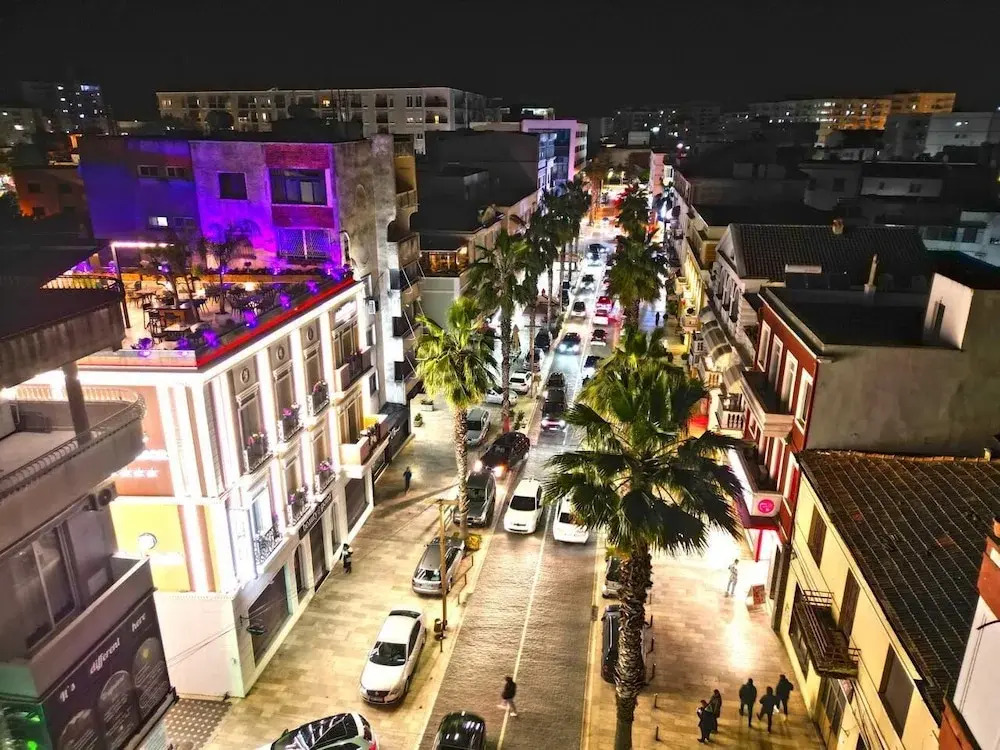 Ambasador Hotel