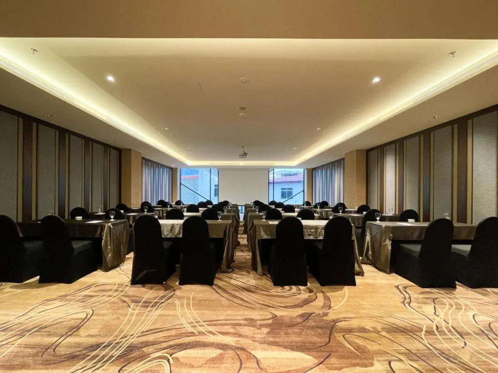 ARTOTEL Batam