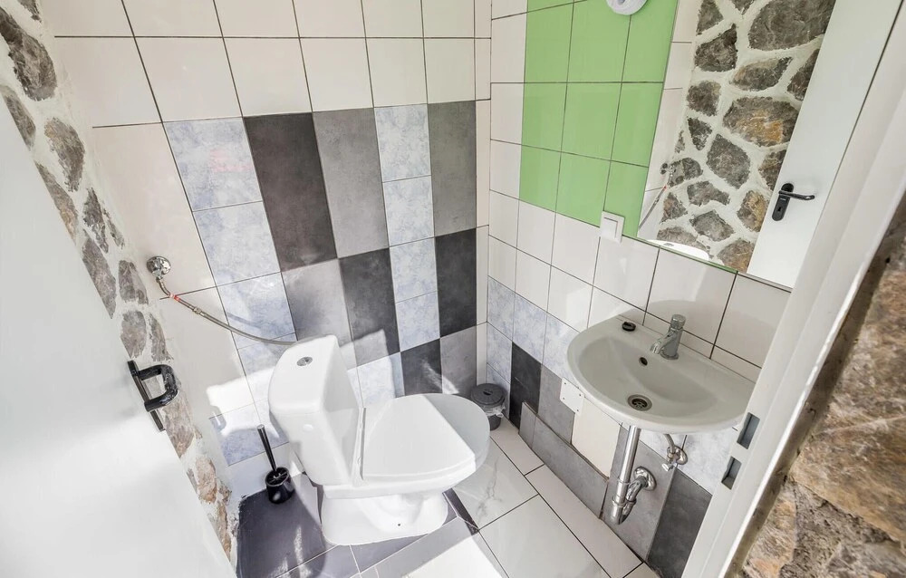 Awesome Home in Matulji With Wifi, Outdoor Swimming Pool and 3 Bedrooms