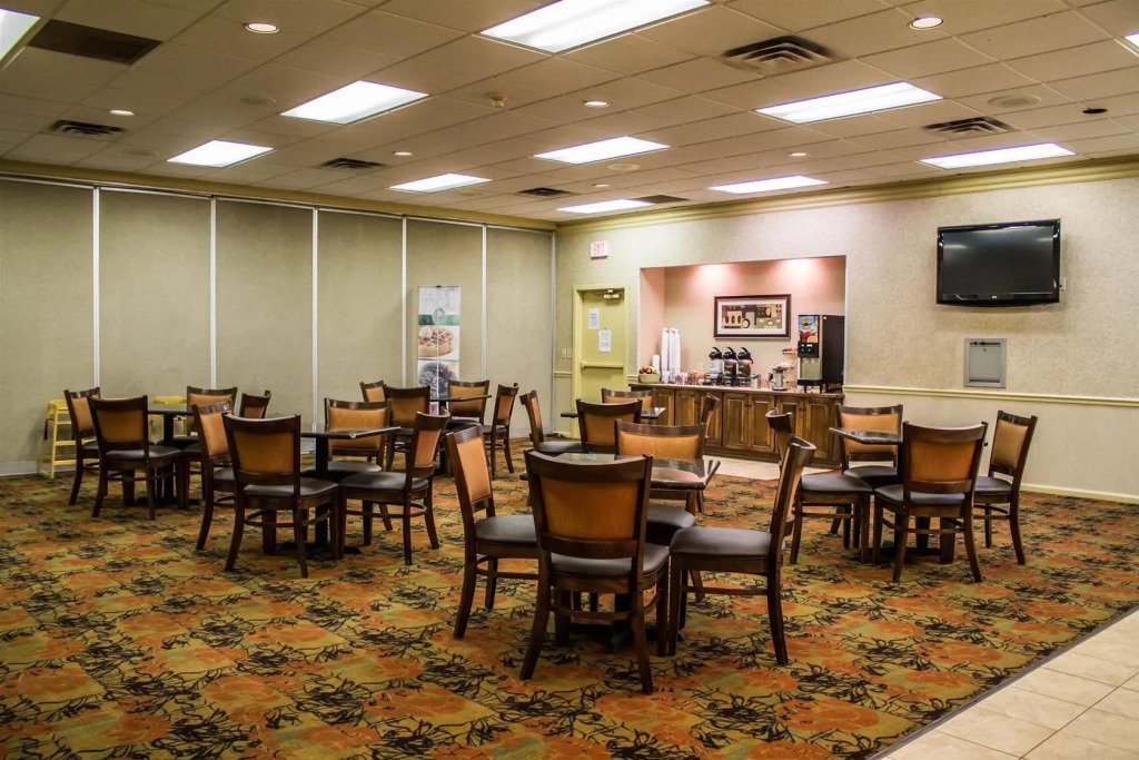 Quality Inn & Suites Mansfield