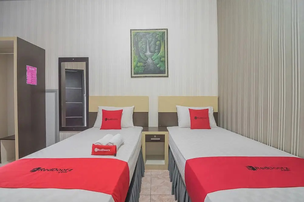 RedDoorz Syariah near Taman Rozeline Penajam