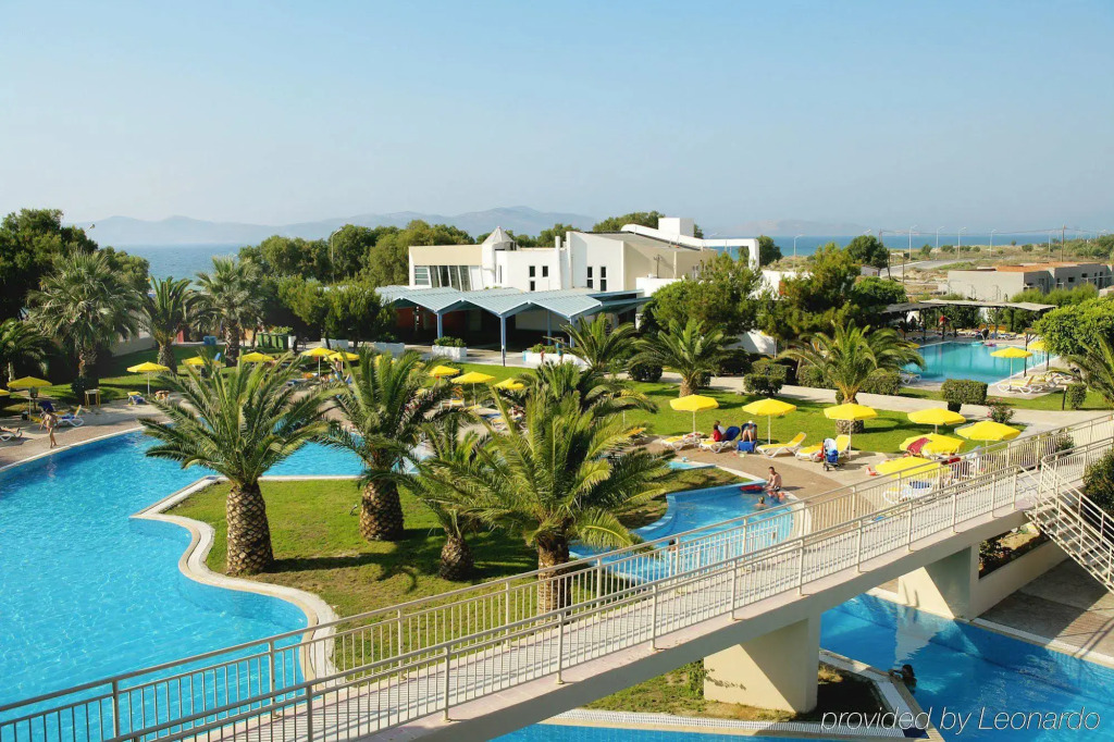 Akti Coast Club