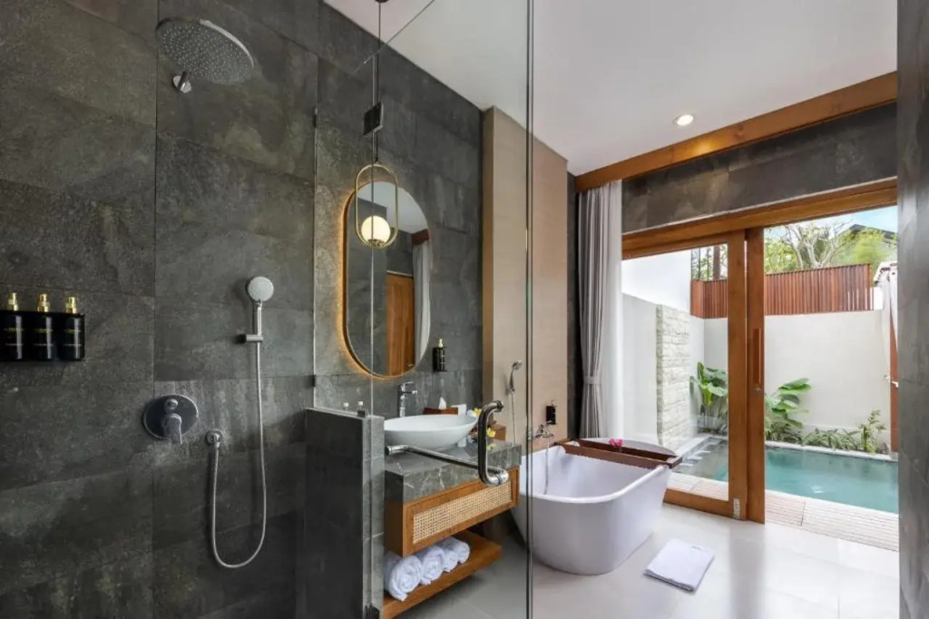 La Tropica Canggu Bali By Kanaya Hospitality