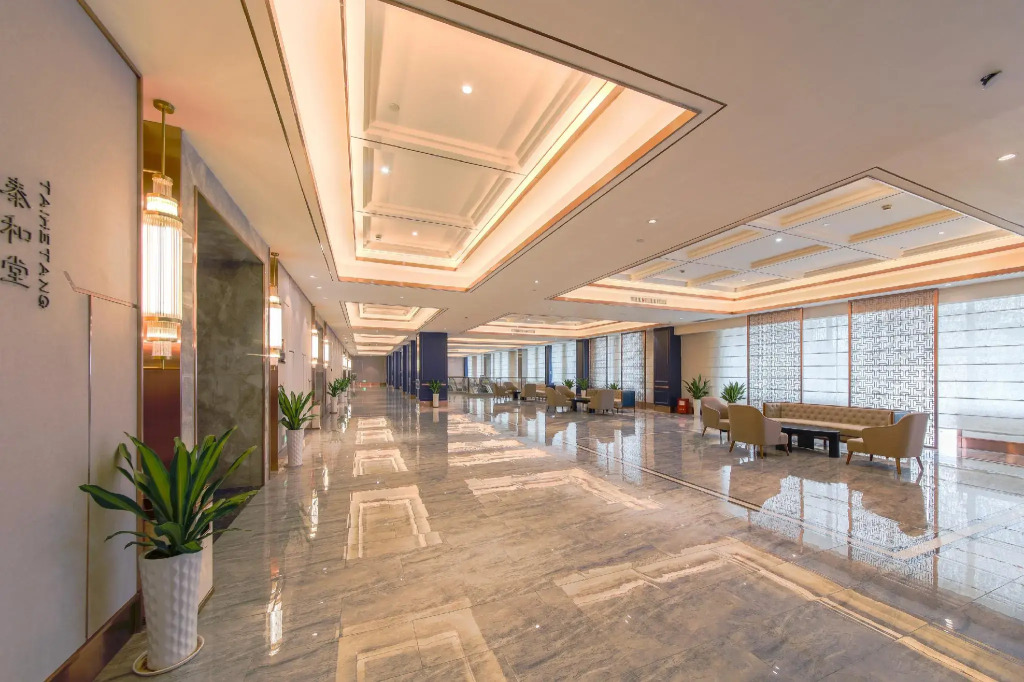 Rezen Heyi Hotel Yizhang