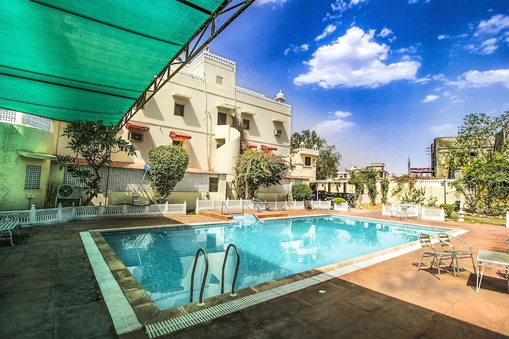Hotel Sugan Niwas Palace