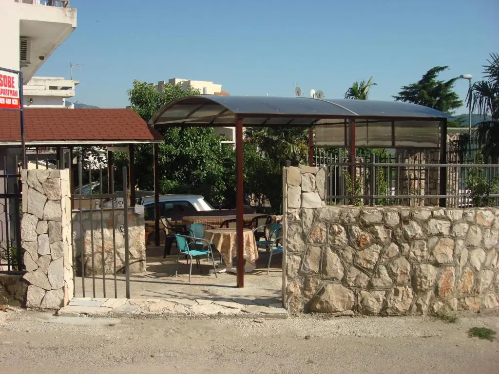 Apartments Kalamperovic
