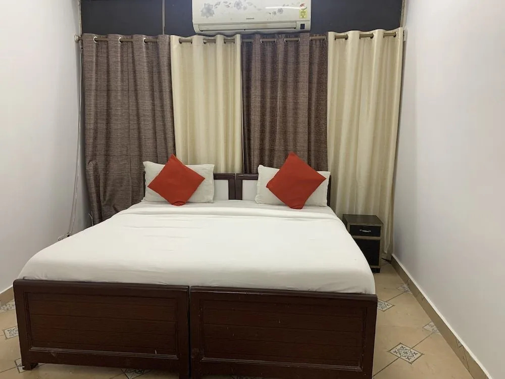 Ashu Villa Guest House