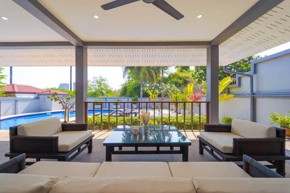 Lovely 3BR Villa in good Location - CV3MA