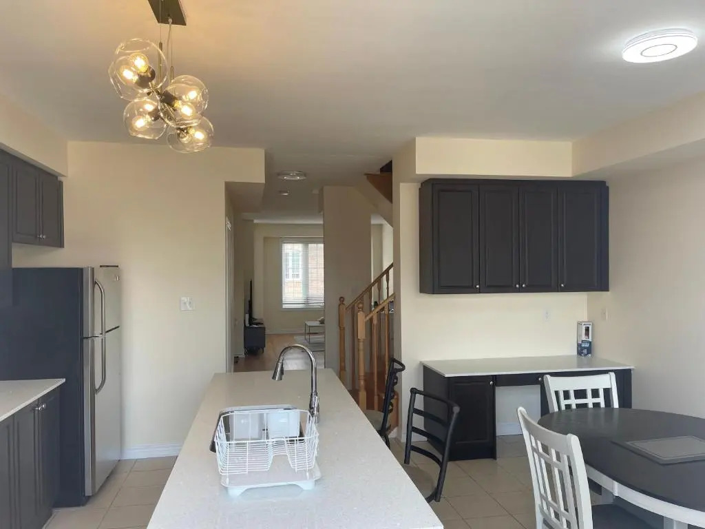 Yet Another Exquisite 3+1 Bedrooms Home Experience