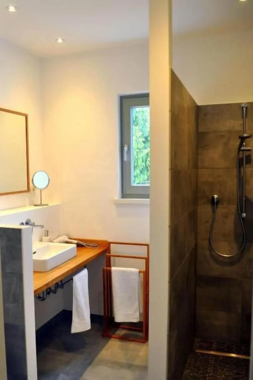 Haus & Hof Guest House