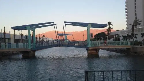 Zimmer-Eilat