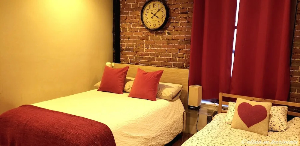 The Nomad Suites & Apartments