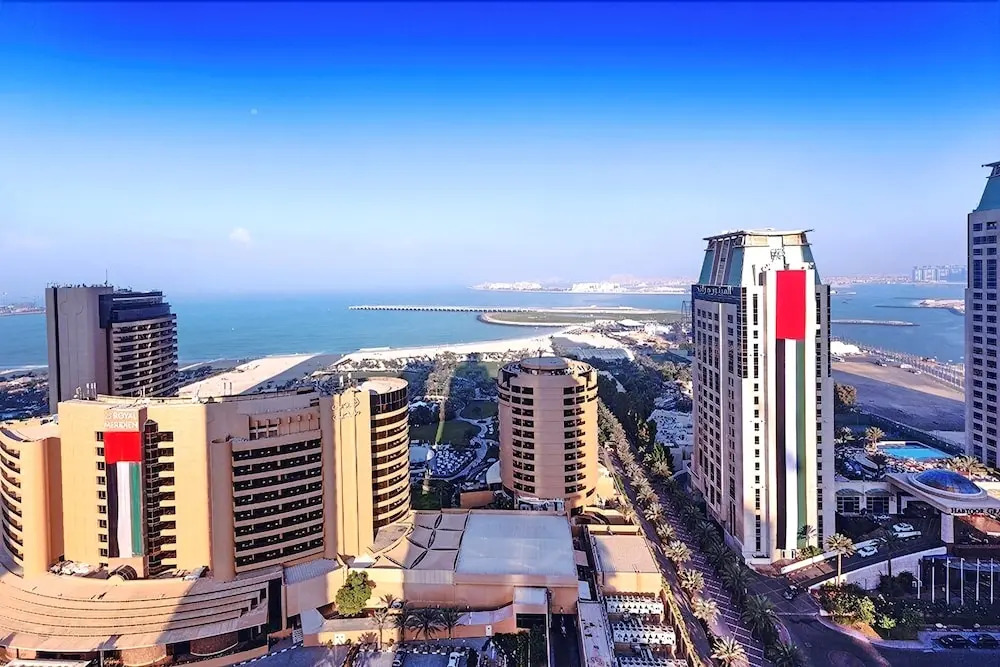 One Perfect Stay Royal Oceanic- One Bedroom Apartment