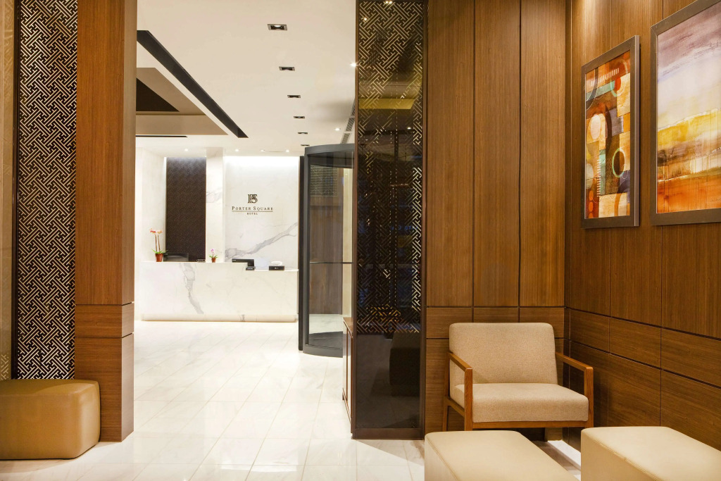 Porter Square Hotel